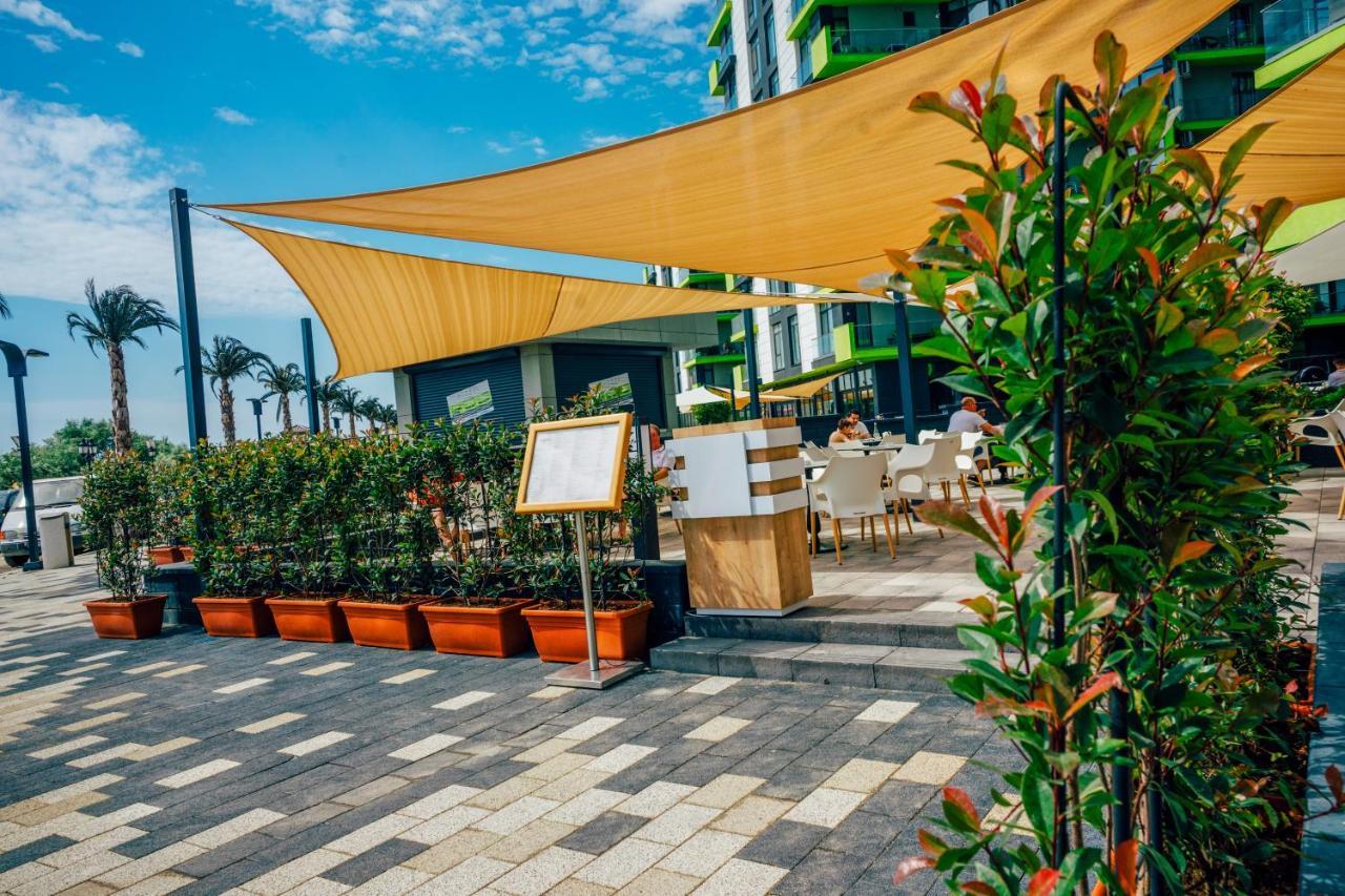 Sunfest Aparthotel Pool & Spa Mamaia Nord Năvodari Exterior foto
